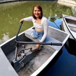 Aura boat 4k