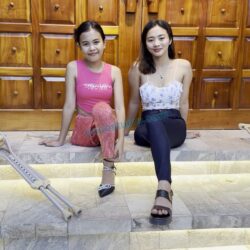 Cathy & Aira fold up pants