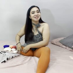 Lucy trying pantyhoses-