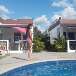 Kisha Pool + underwater cam