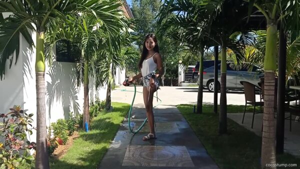 Janin gardening