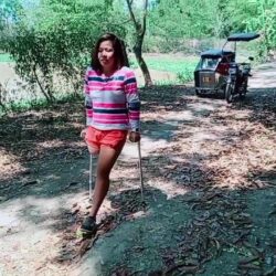 Ms Zhed visiting the farm