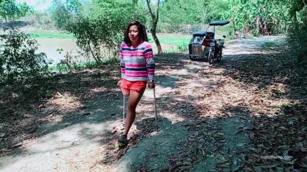 Ms Zhed visiting the farm