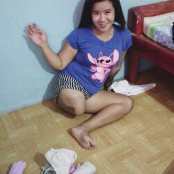 Ms Zhed folding clothes 4k