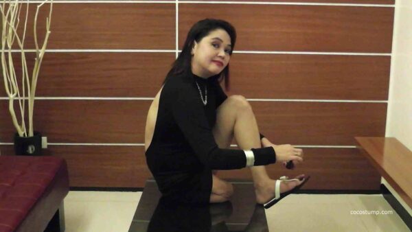 Kendrastar black dress