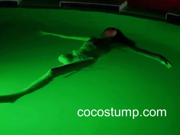 Kisses night swimming