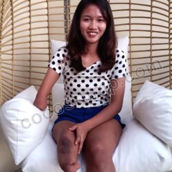 Xialyn wooden crutches 4k