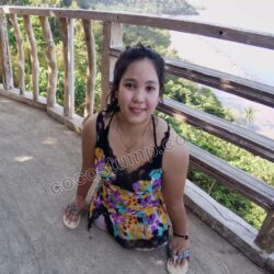 Venice dress & stairs 4k