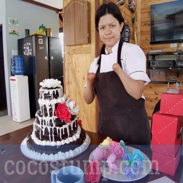 Laura cake making 4k