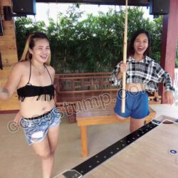 Aurora & Kayce billard 4k