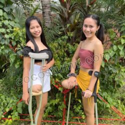 Shantal & Vanessa garden crutching 4k