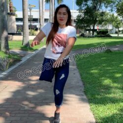 Flora fold up jeans & hopping 4k