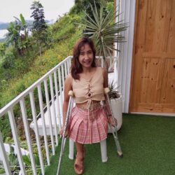 Jackie pleated skirt 4k