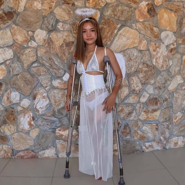 Trixie angel with wings & crutches 4k