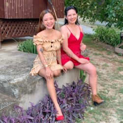 Trixie & Lianne crutch & swing 4k
