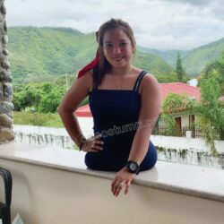Venice villa blue dress 4k
