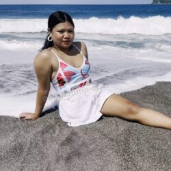 Coleen crutching to the beach