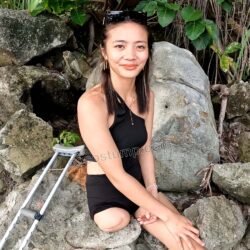 Cathy black swimsuit 4k
