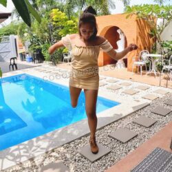 Xialyn hopping & resting 4k