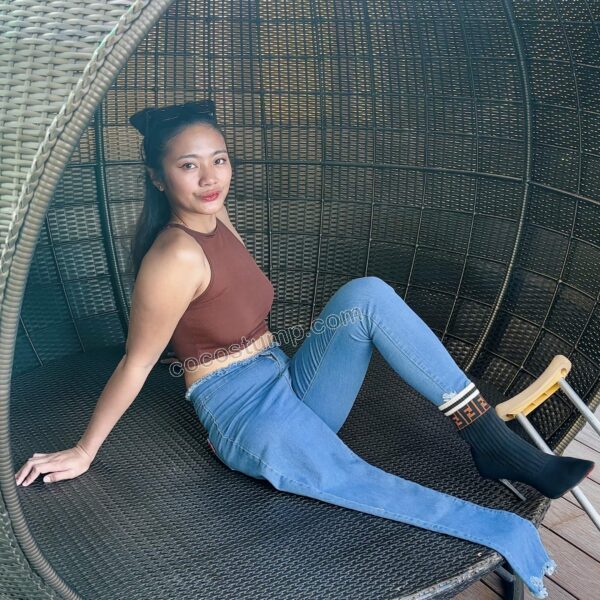 Cathy empty pantleg rooftop