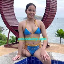 Aioli blue & golden bikini at the pool OV